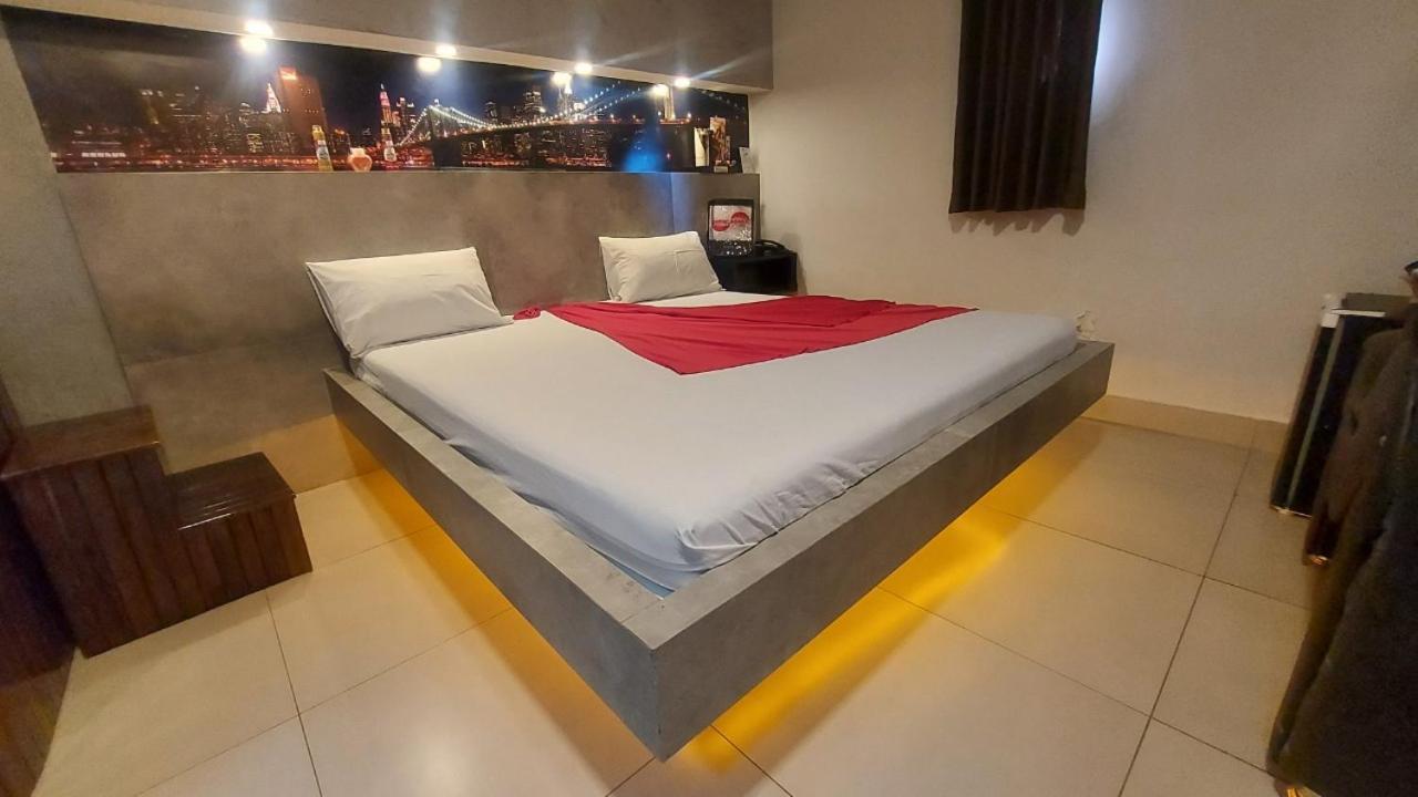 Motel Copacabana Ribeirão Preto Værelse billede